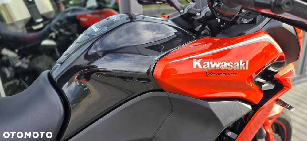 Kawasaki Versys 1000 - 11