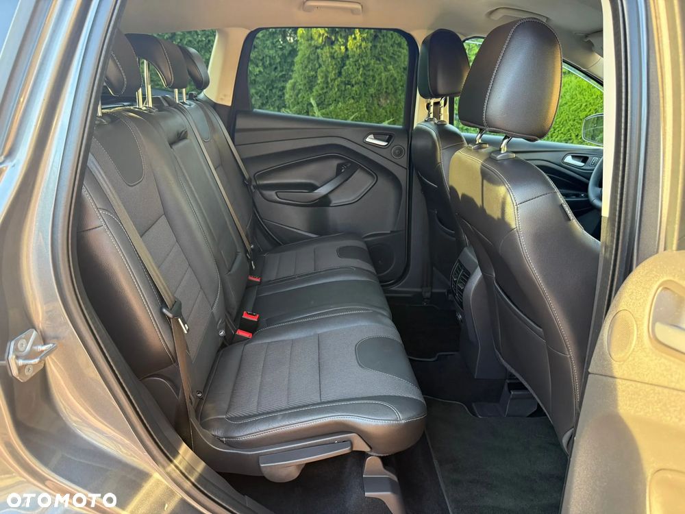 Ford Kuga 2.0 TDCi 4x4 Titanium - 16