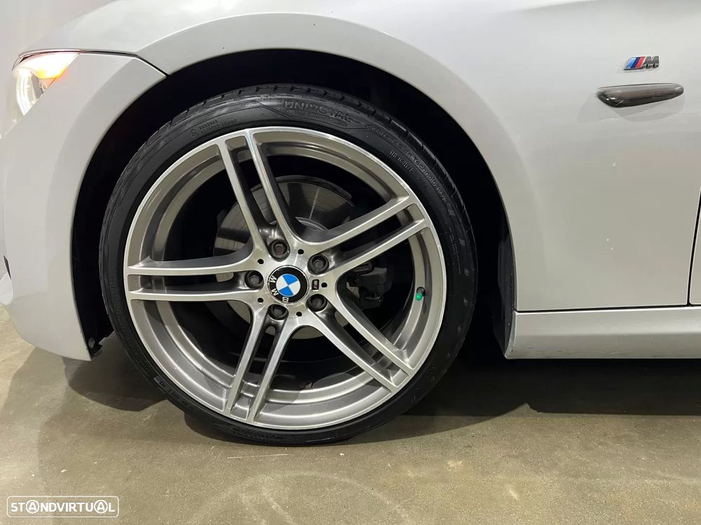 BMW 320 d Coupe Edição M - 30