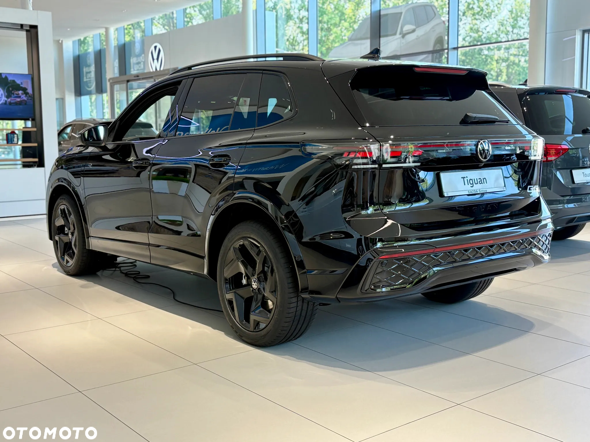 Volkswagen Tiguan 1.5 eHybrid PHEV R-Line Plus DSG - 4