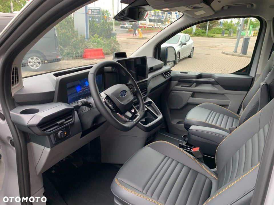 Ford Transit Custom - 10