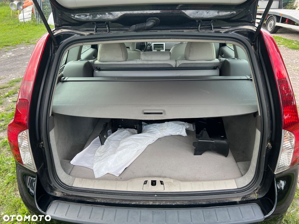 Volvo V50 2.0D DPF Powershift - 17