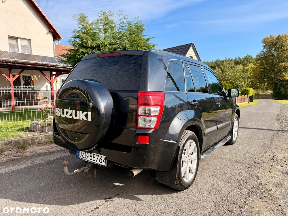 Suzuki Grand Vitara 3.2 V6 Elegance - 4