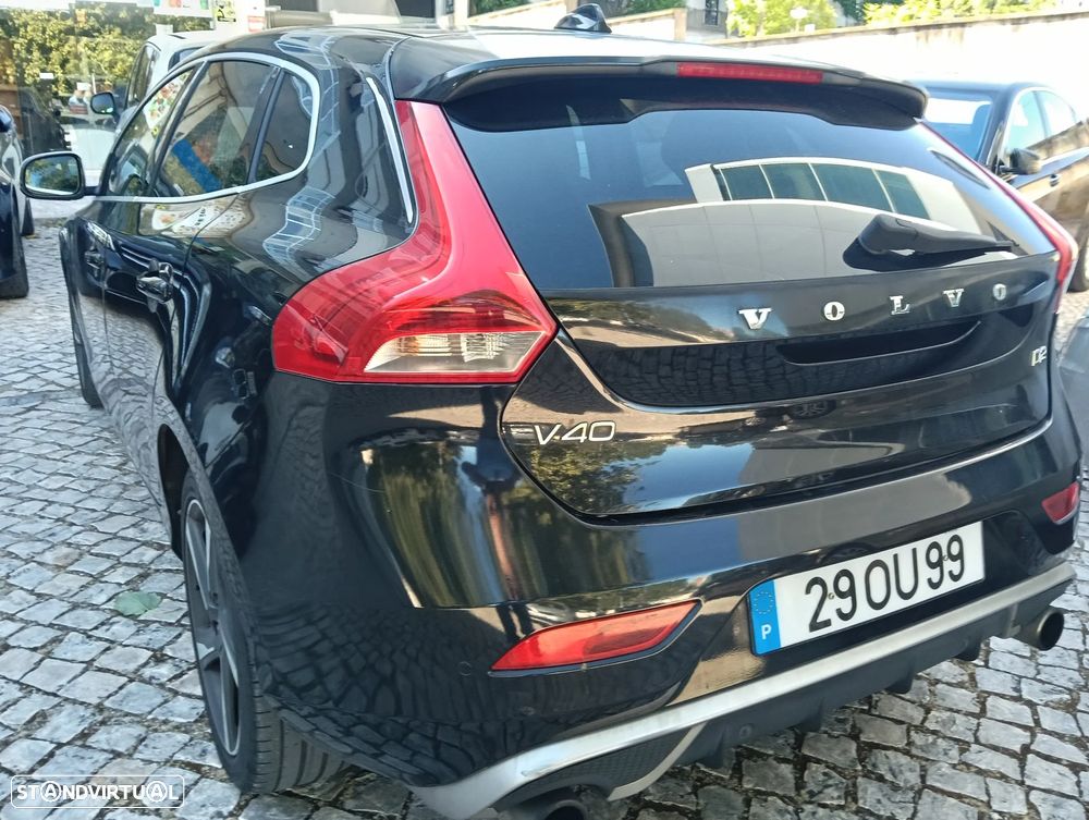 Volvo V40 1.6 D2 R-Design — fotografia 26
