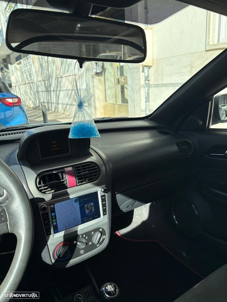 Opel Tigra TwinTop 1.4 - 16