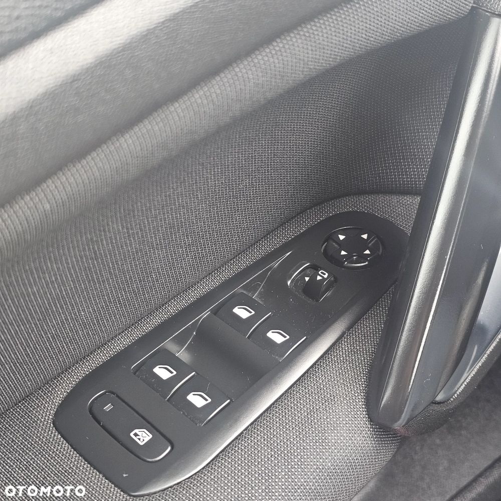 Peugeot 308 - 29