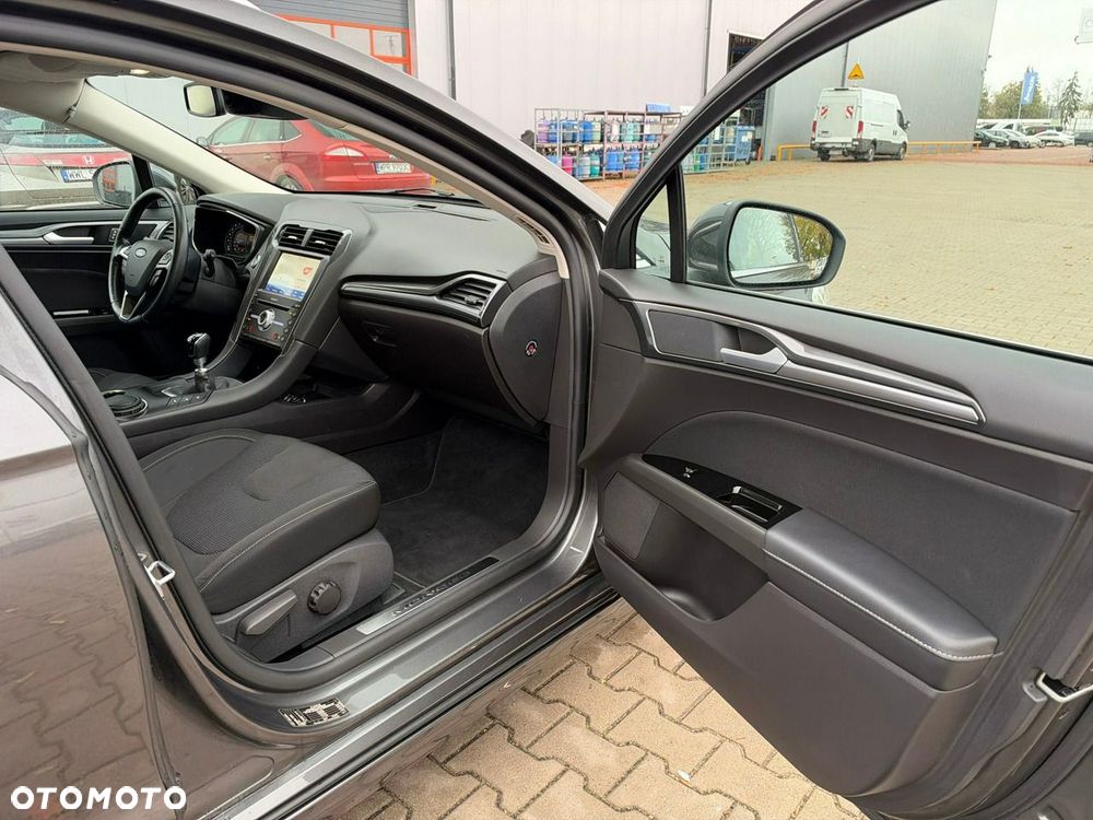 Ford Mondeo 2.0 EcoBlue Titanium - 19