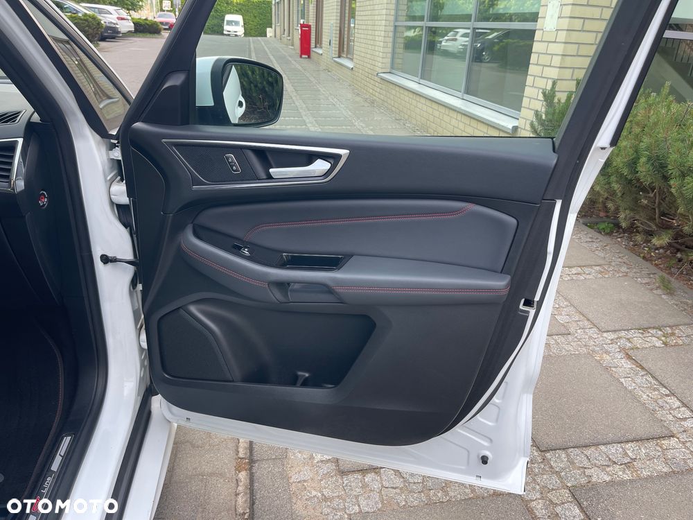Ford S-Max - 28