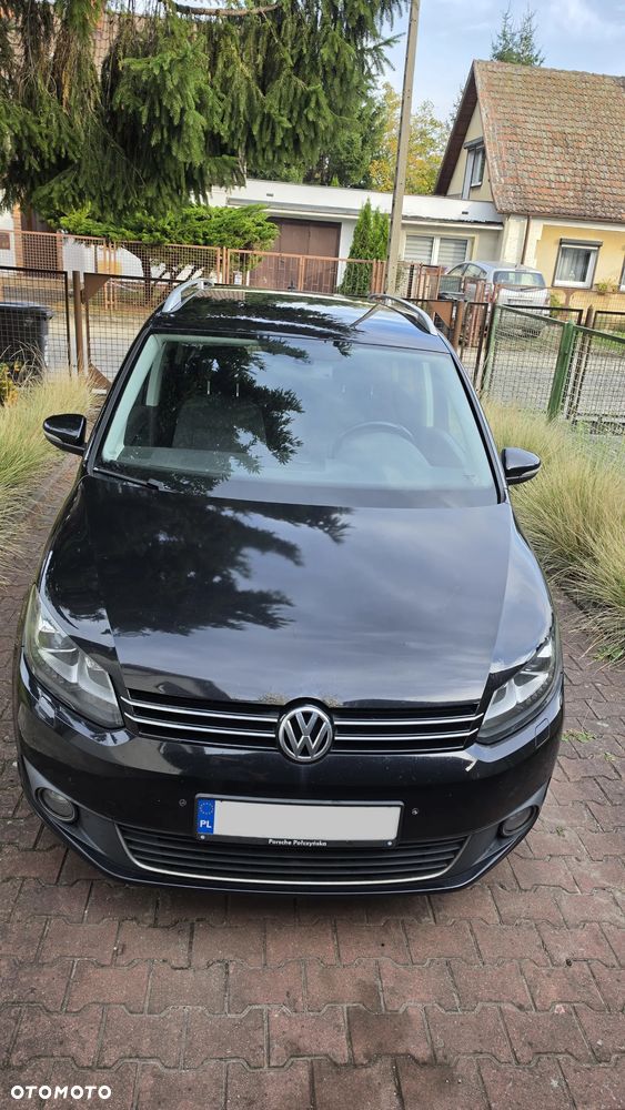 Volkswagen Touran 2015 photo 2