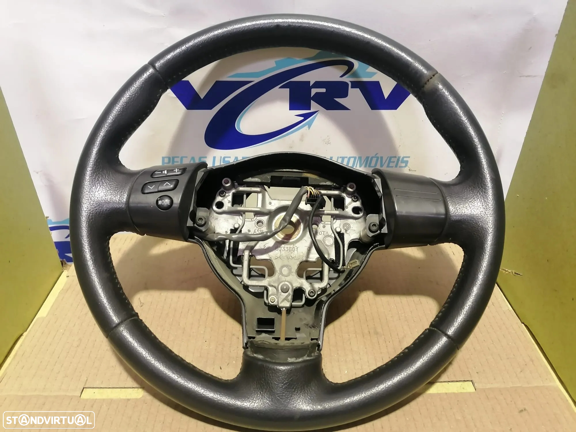 Volante Toyota - 4