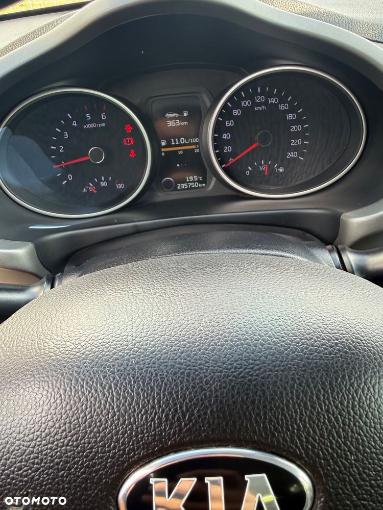Kia Sportage 1.7 CRDI Business Line 2WD - 12