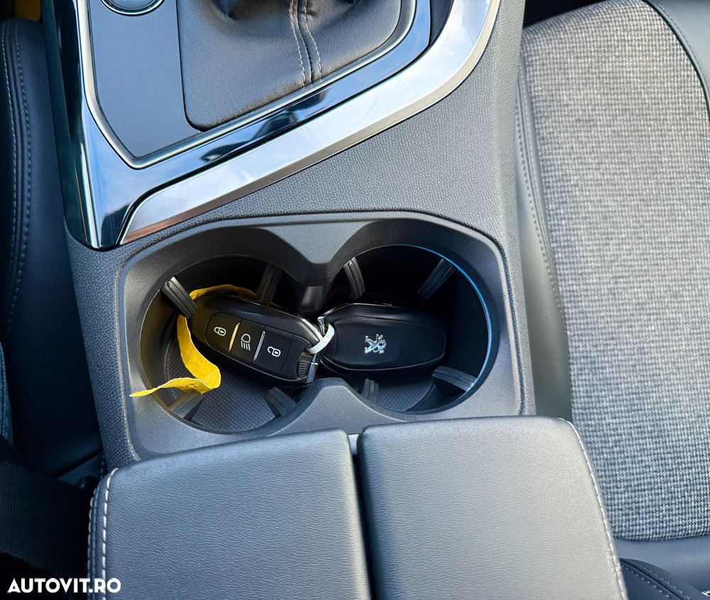 Peugeot 3008 1.5 BlueHDI S&S EAT8 GT-Line - 20