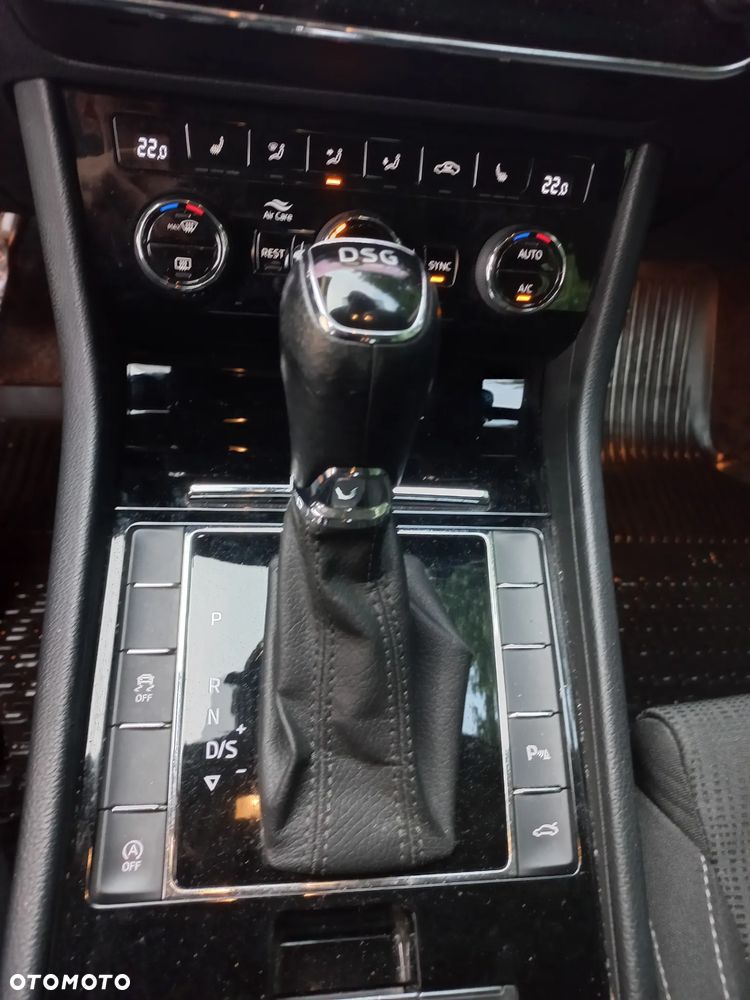 Skoda Superb 2.0 TDI Ambition DSG - 18