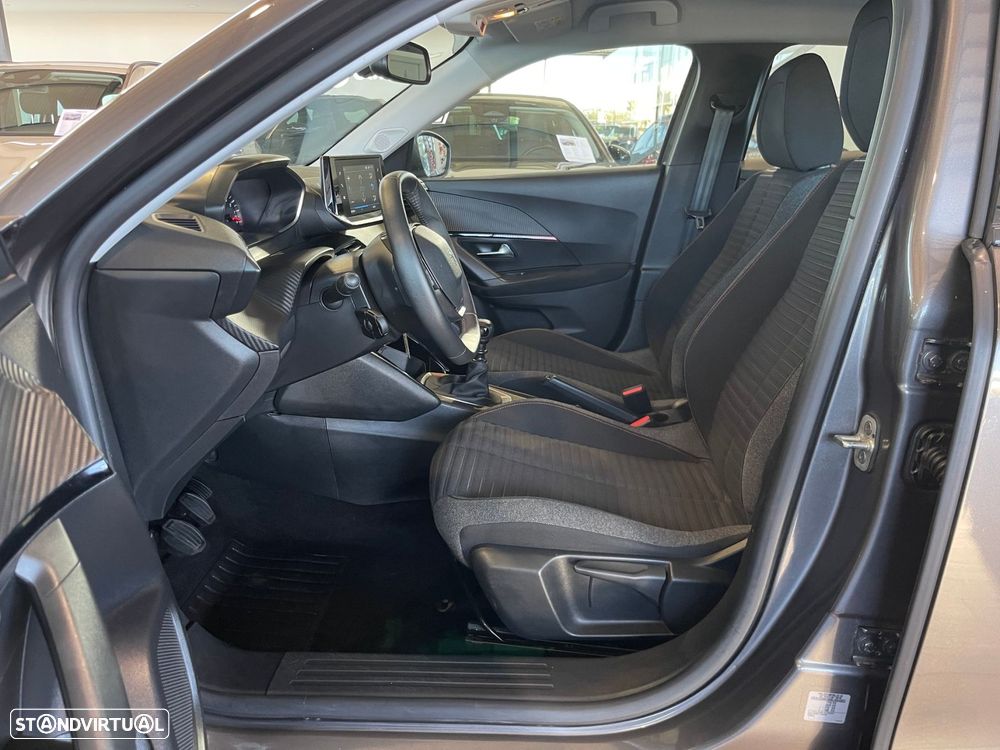 Peugeot 2008 1.2 PureTech Active - 8