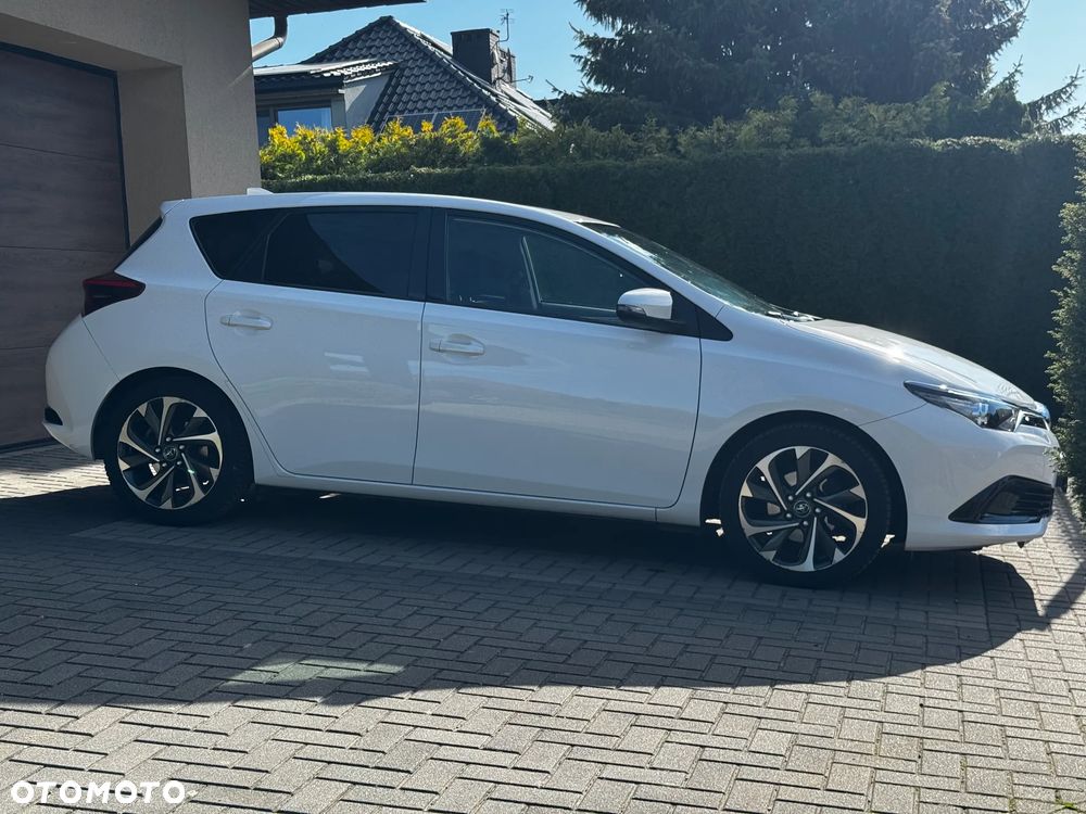 Toyota Auris 1.33 VVT-i Life - 14