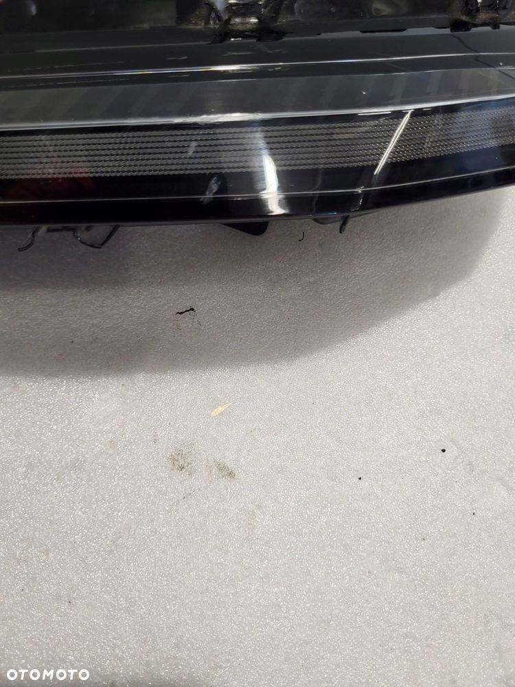 peugeot 308 t10 światła do jazdy dziennej przód strona prawa 9835230880 - 2