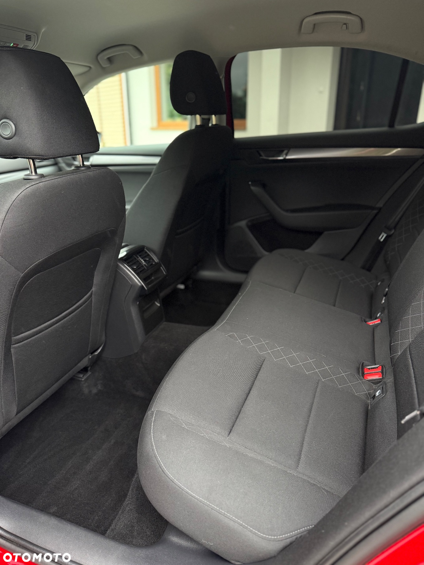 Skoda Superb 2.0 TDI SCR Ambition DSG - 22