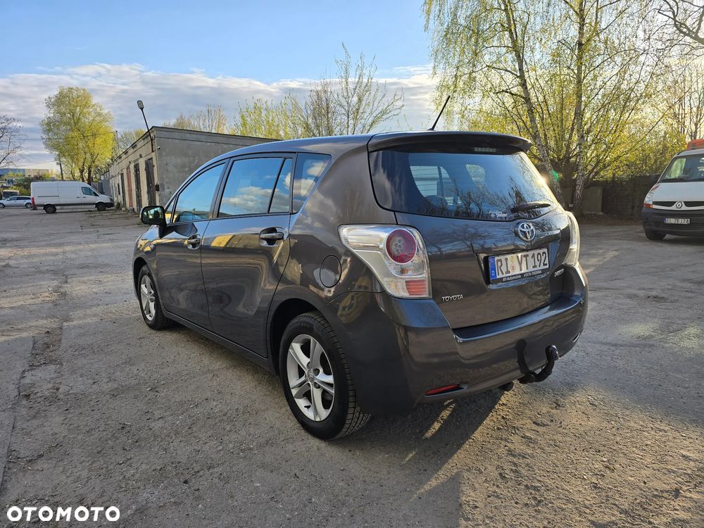 Toyota Verso 1.8 7-Sitzer Comfort - 4