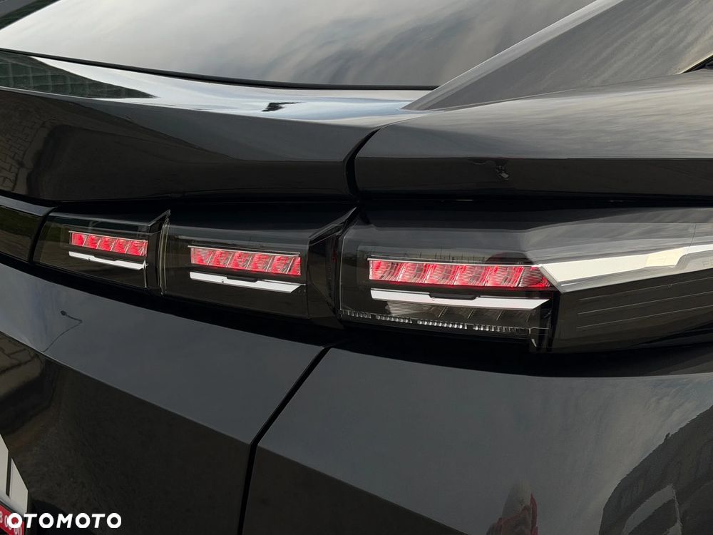 Peugeot 408 1.2 PureTech Allure Pack S&S EAT8 - 16