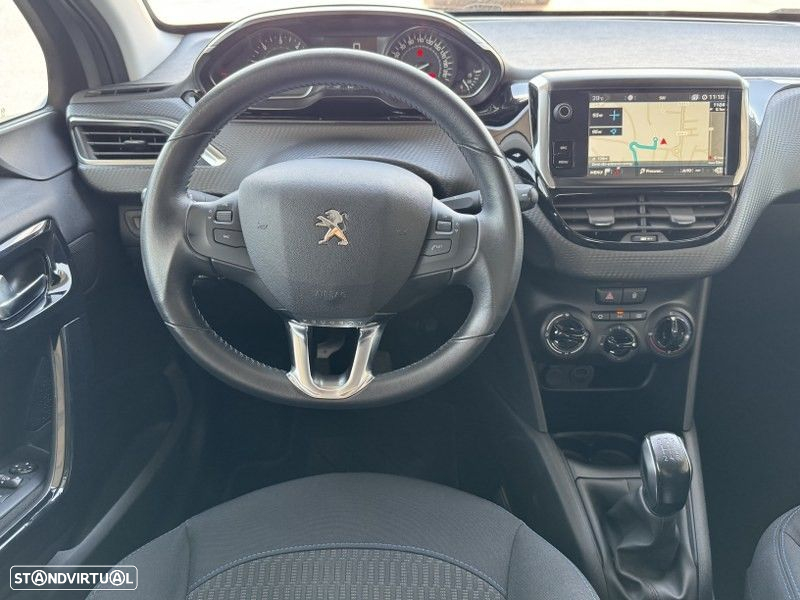 Peugeot 208 1.5 BlueHDi Signature - 12