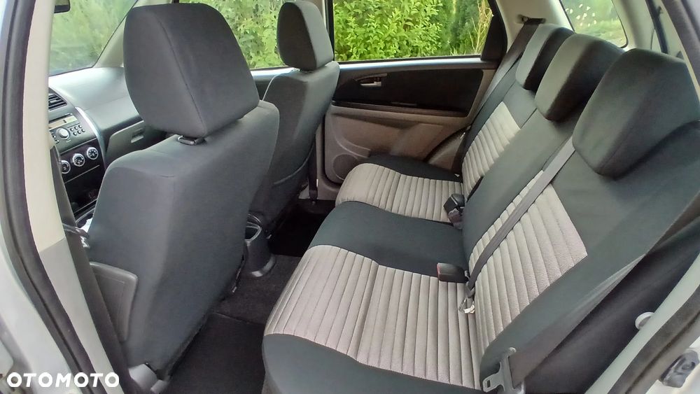Suzuki SX4 - 20