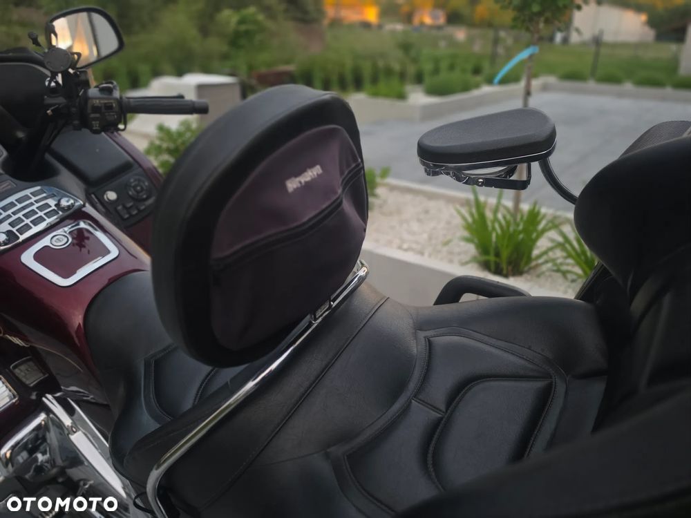Honda GL - 16