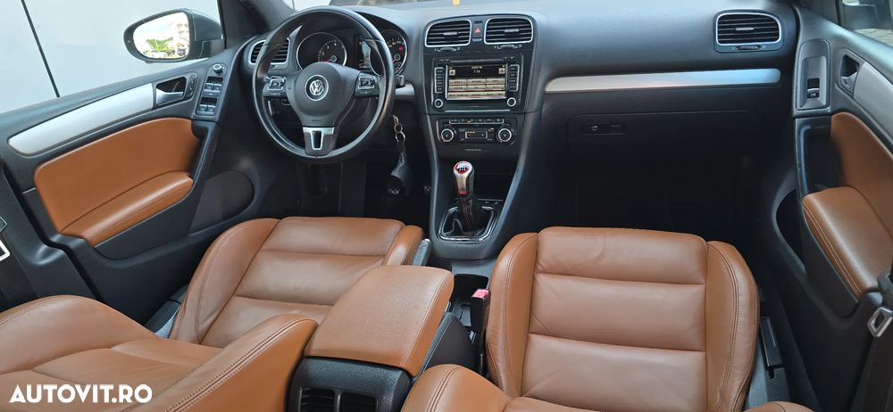 Volkswagen Golf 1.4 TSI Individual - 14