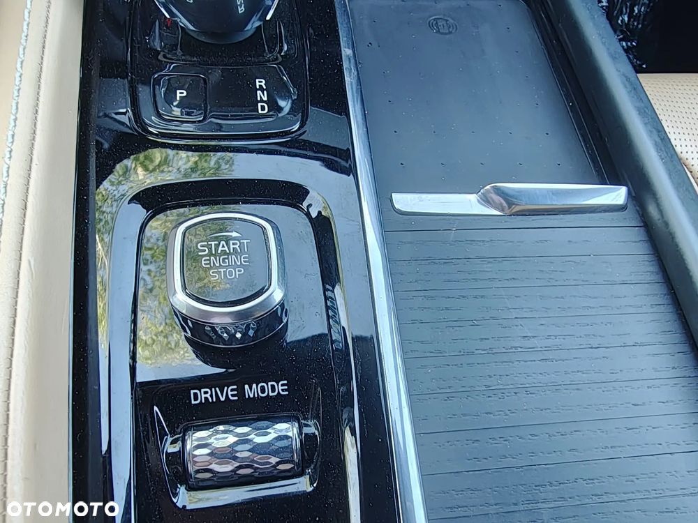 Volvo XC 90 B5 D AWD Inscription 6os - 30