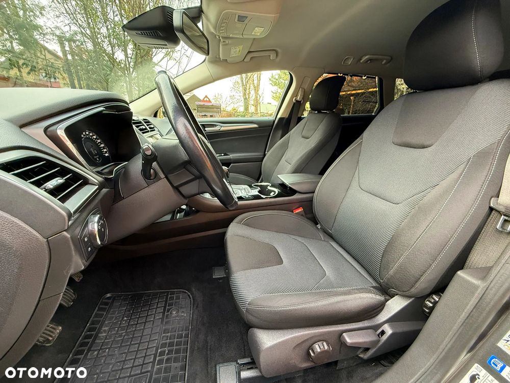 Ford Mondeo 2.0 TDCi Titanium - 17