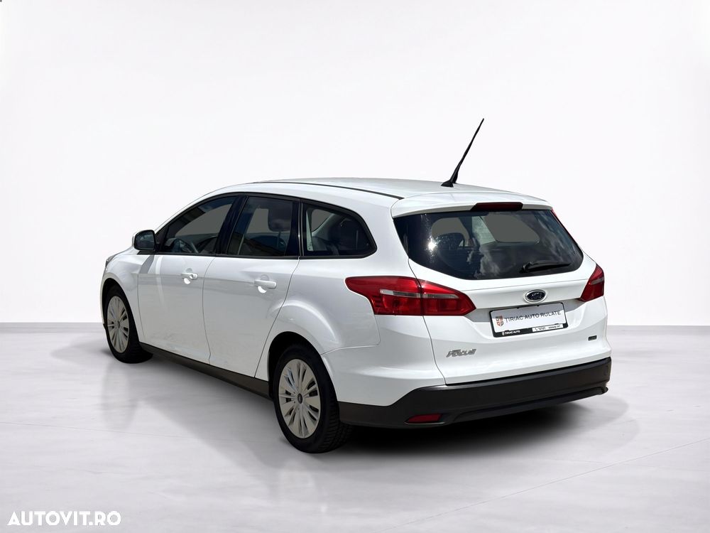 Ford Focus - 4