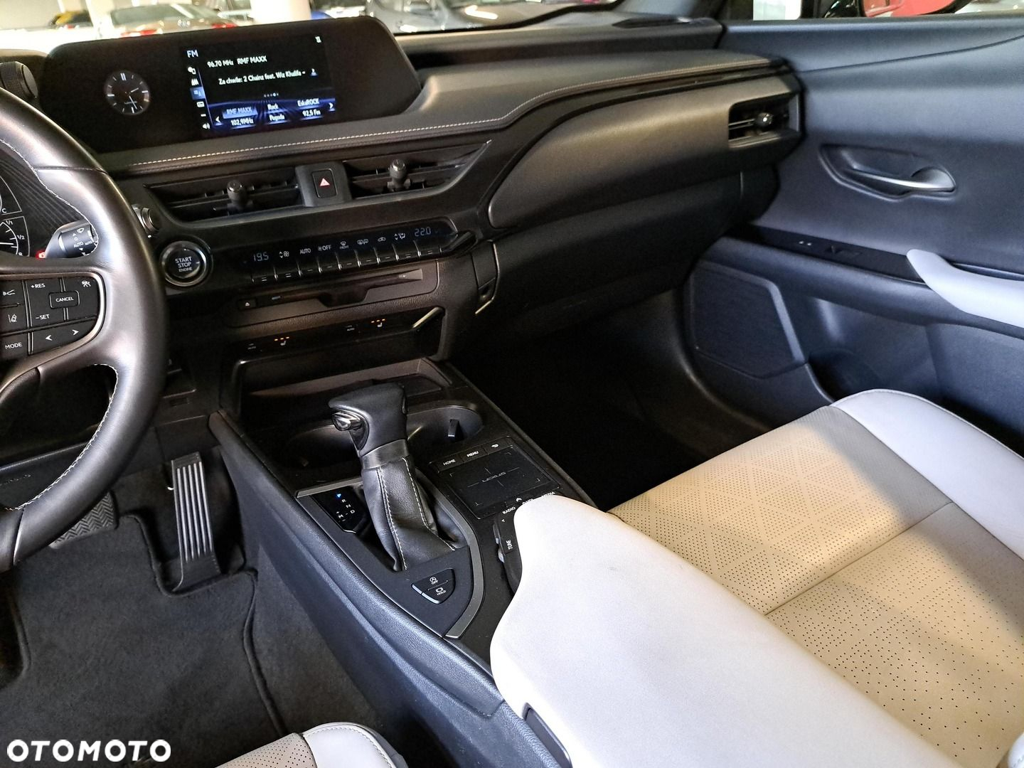 Lexus UX 200 Prestige 2WD - 26
