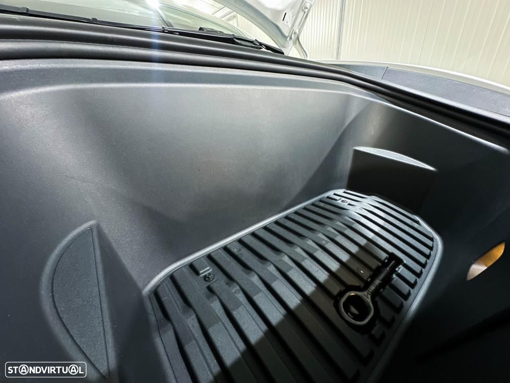 Tesla Model Y Standard - 58