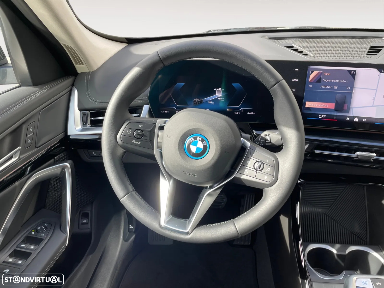 BMW iX1 eDrive20 - 13