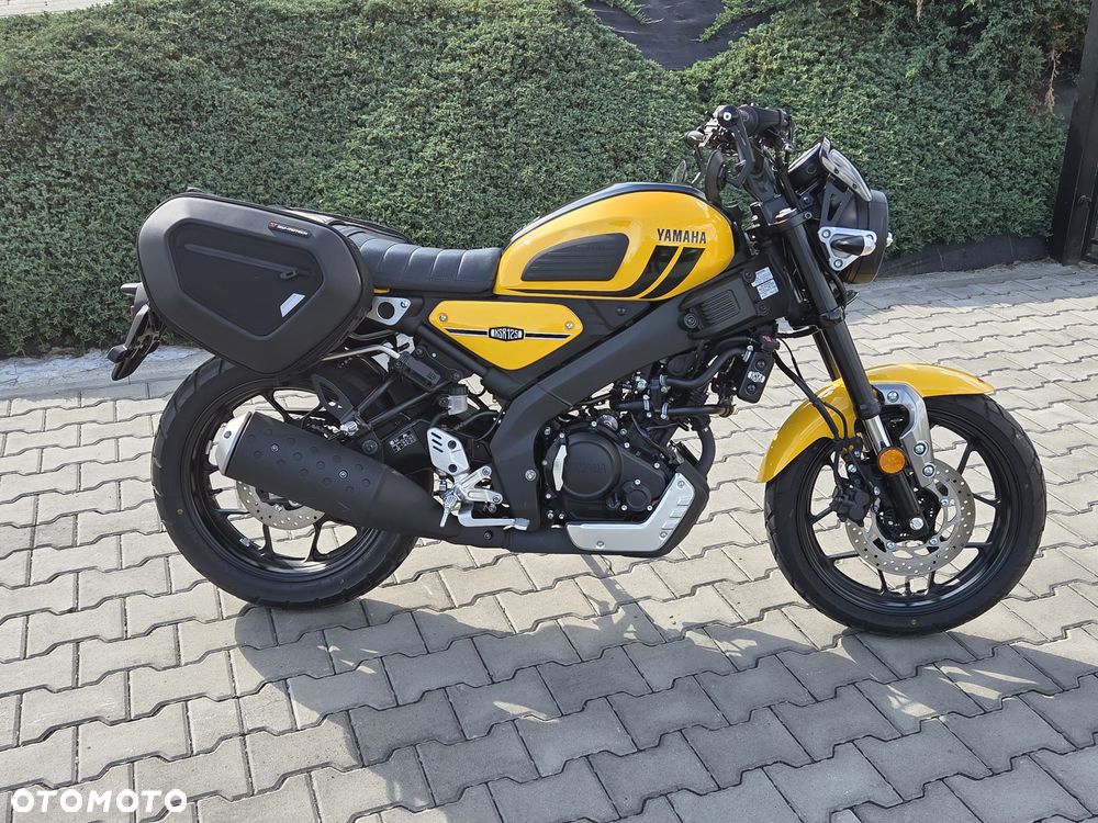 Yamaha XSR - 10