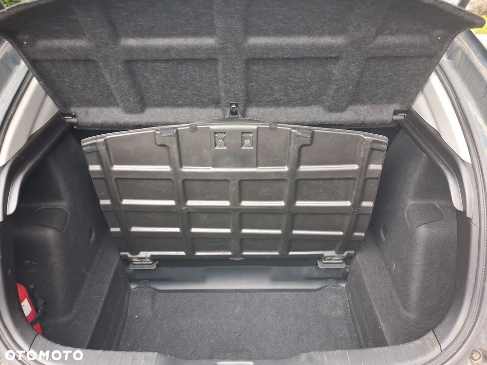 Honda Civic 1.4 Sport - 13