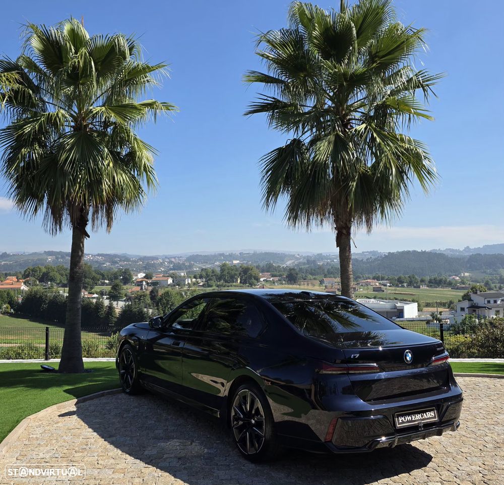 BMW i7 xDrive50 - 7