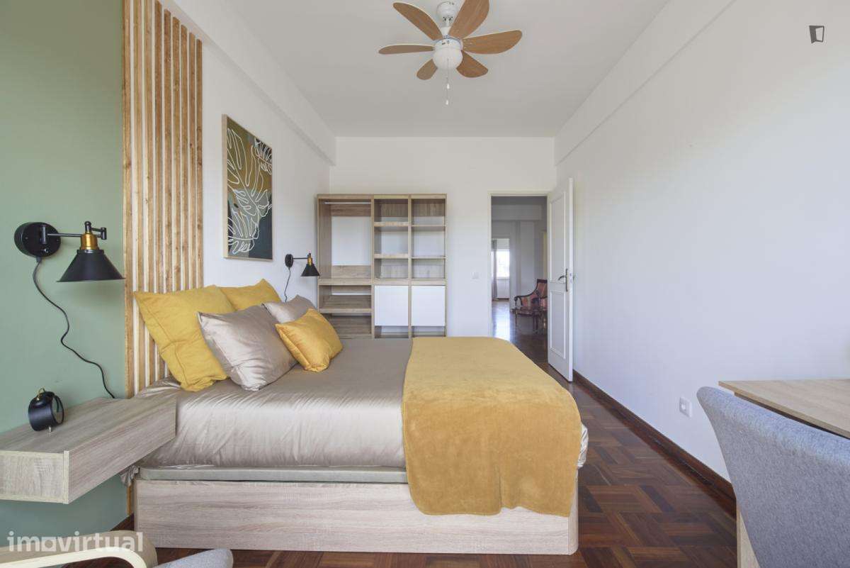 Quarto - localizado em Entrecampos Lisbon - Grande imagem: 3/38
