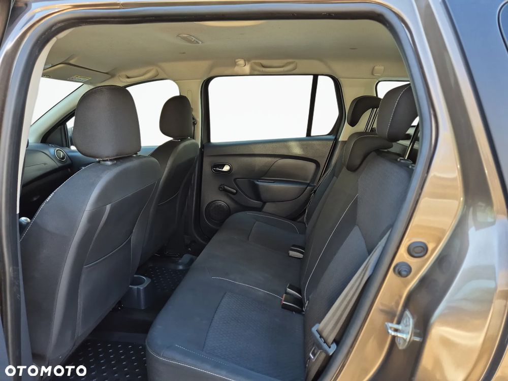 Dacia Logan 0.9 TCe Laureate S&S - 15