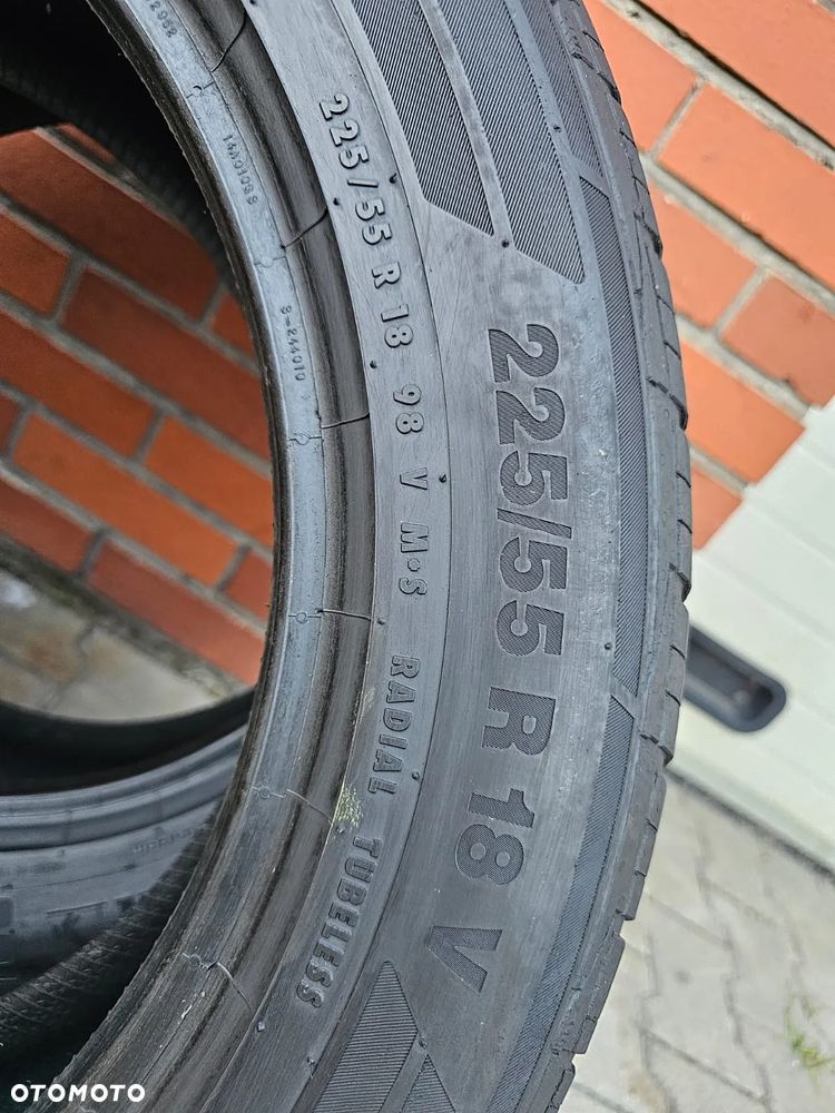 (O177) 225/55R18 98V 5-5,4mm 18r / Continental ContiCrossContact LX2 - 13