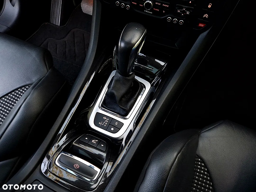 Citroën C5 Tourer HDi 165 FAP Exclusive - 30