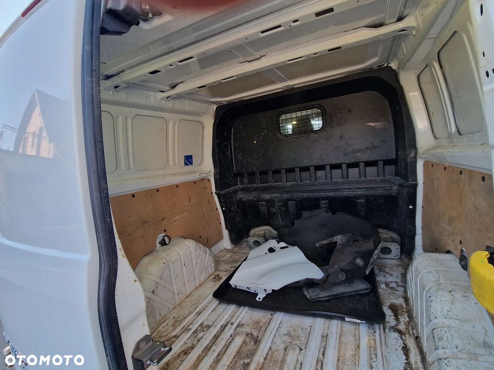 Ford Transit Custom 290 L2H1 Limited - 23