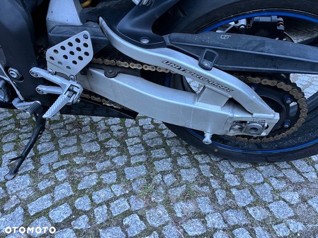 Honda CBR - 5
