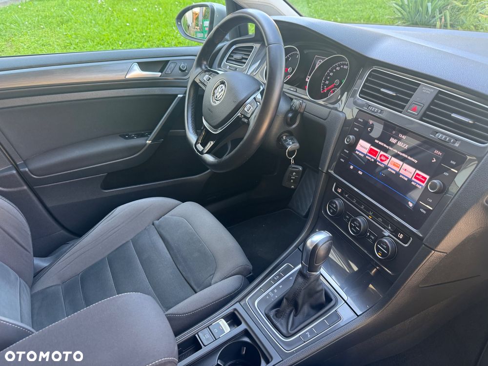 Volkswagen Golf 1.6 TDI (BlueMotion Technology) DSG Trendline - 38