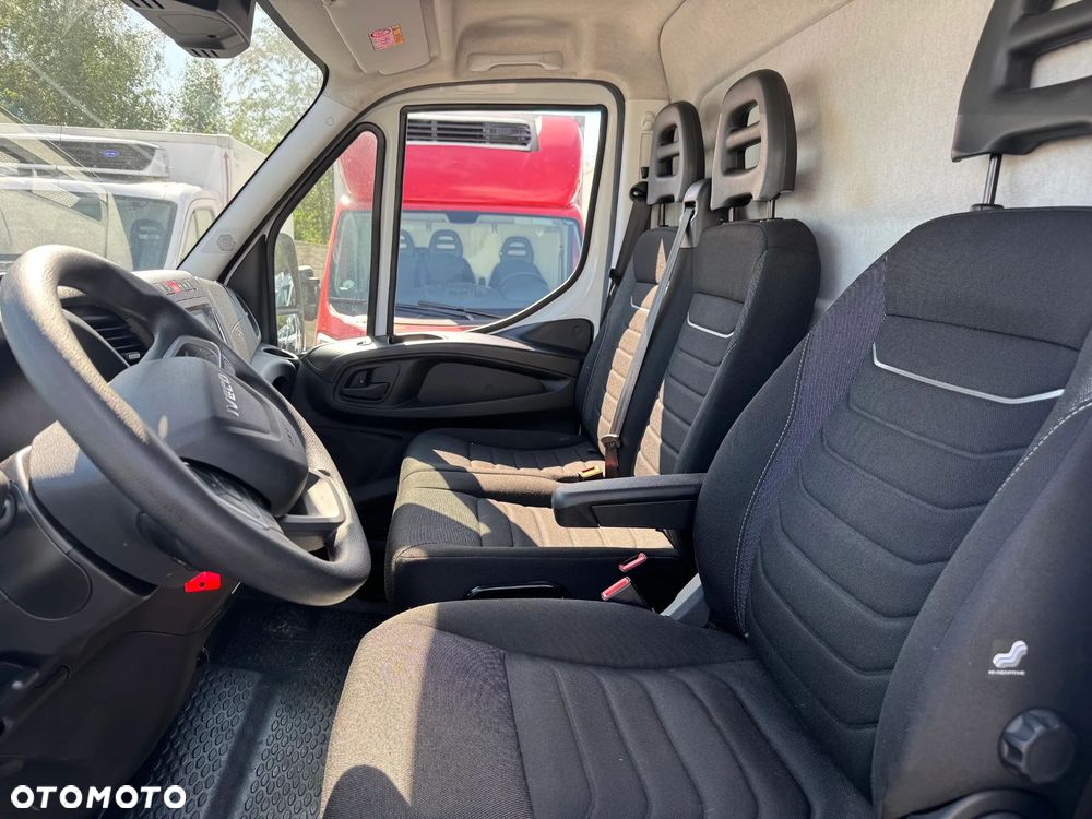 Iveco Daily - 12