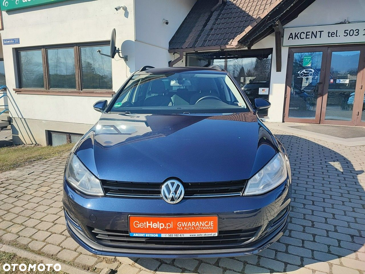 Volkswagen Golf - 2