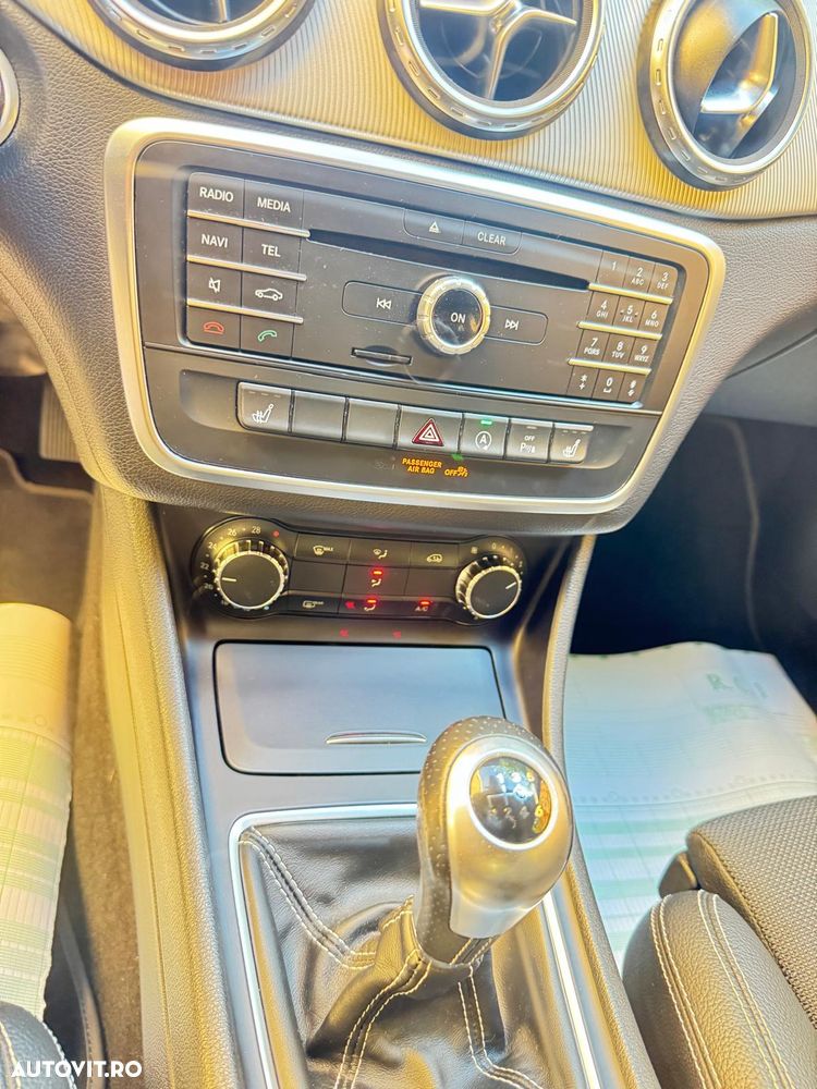 Mercedes-Benz GLA 180 - 15