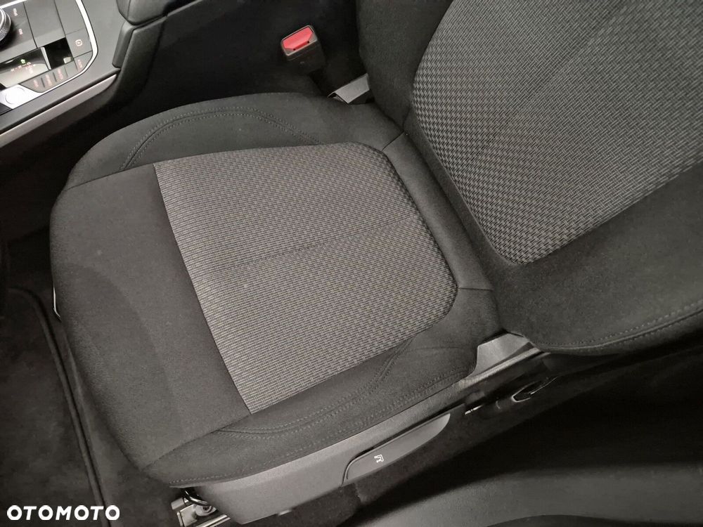 BMW Seria 1 118i Advantage - 13