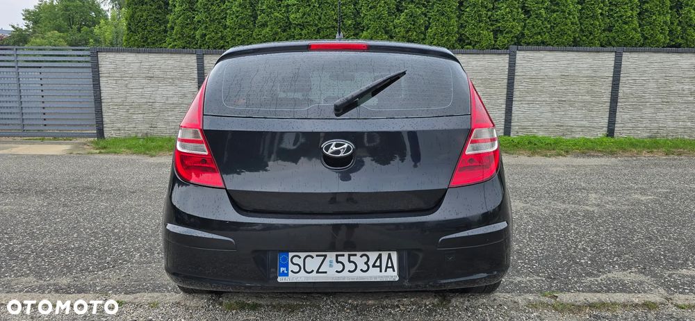 Hyundai i30 1.4 Classic + - 9