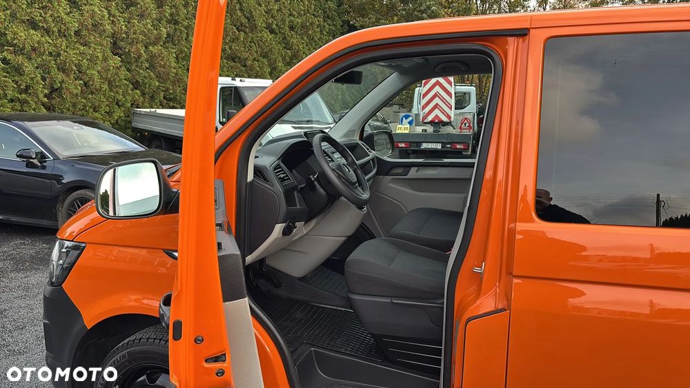 Volkswagen Transporter - 10