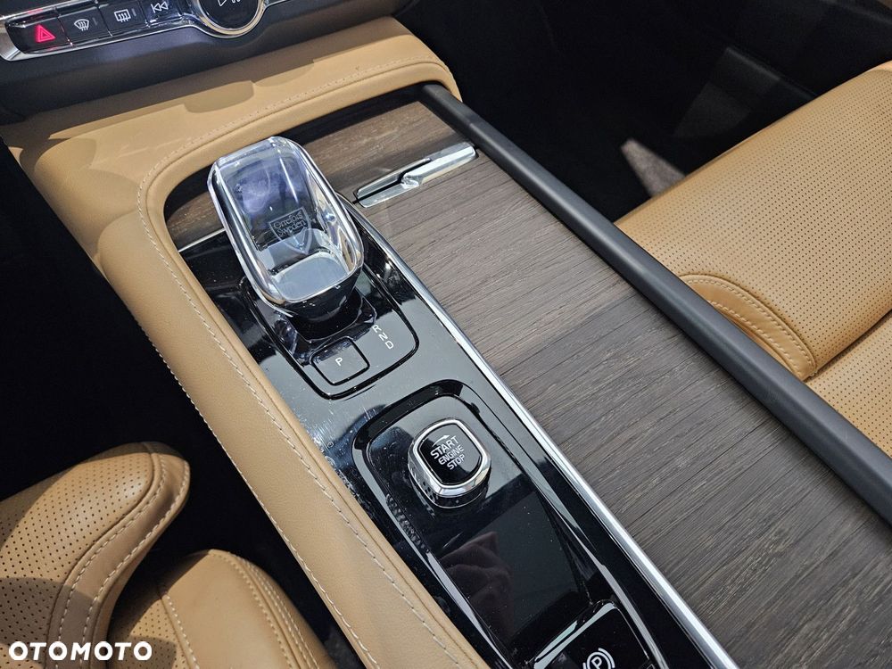 Volvo V90 - 17